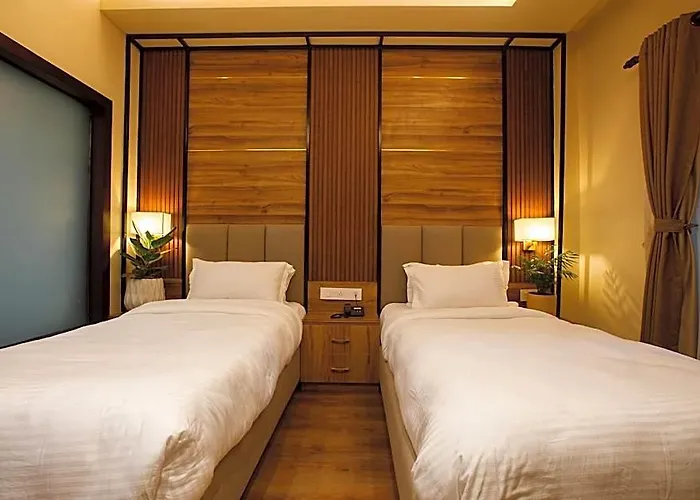 Hotel Sangam 4*